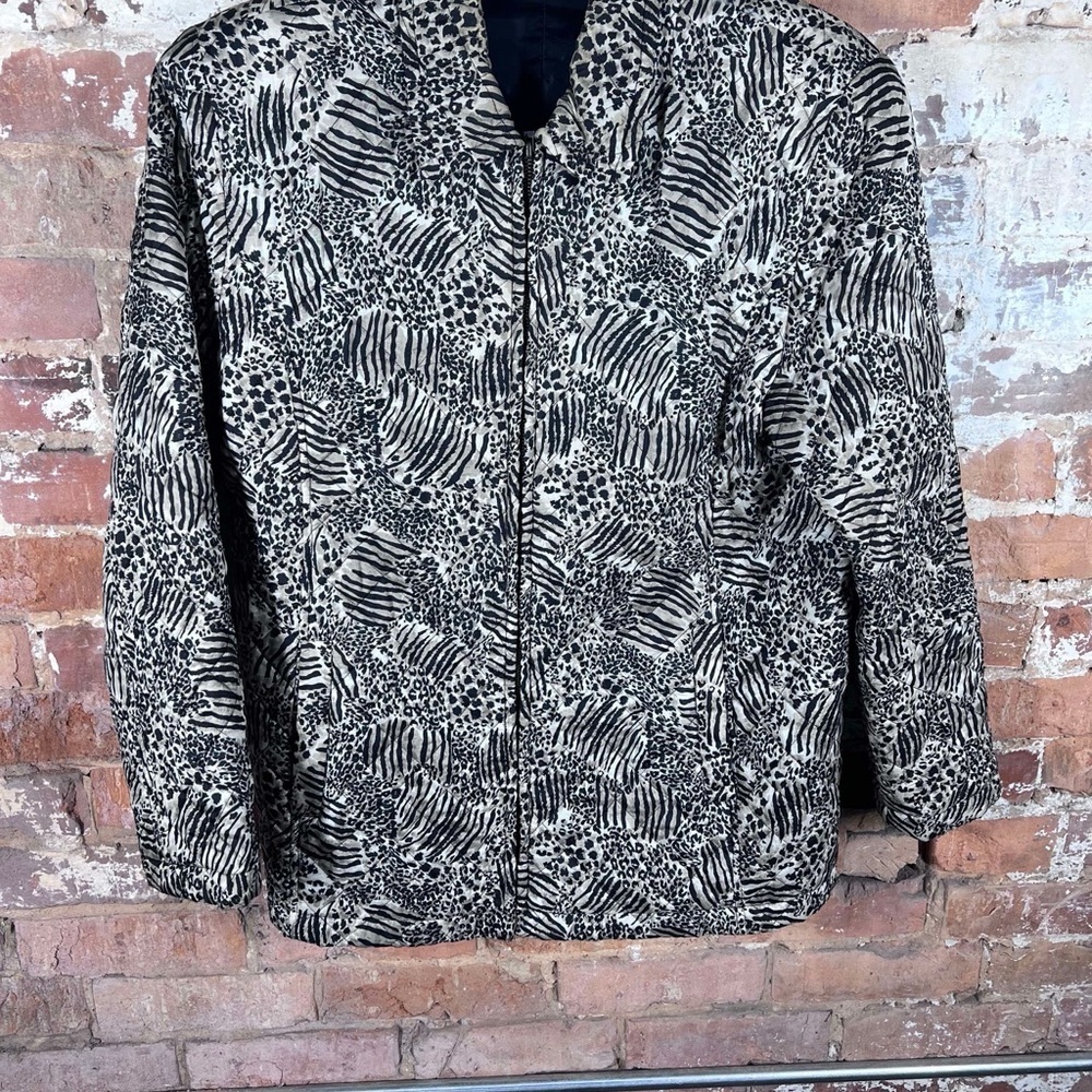Anna And Frank Black and White Silk Animal Print Lightweight Jacket